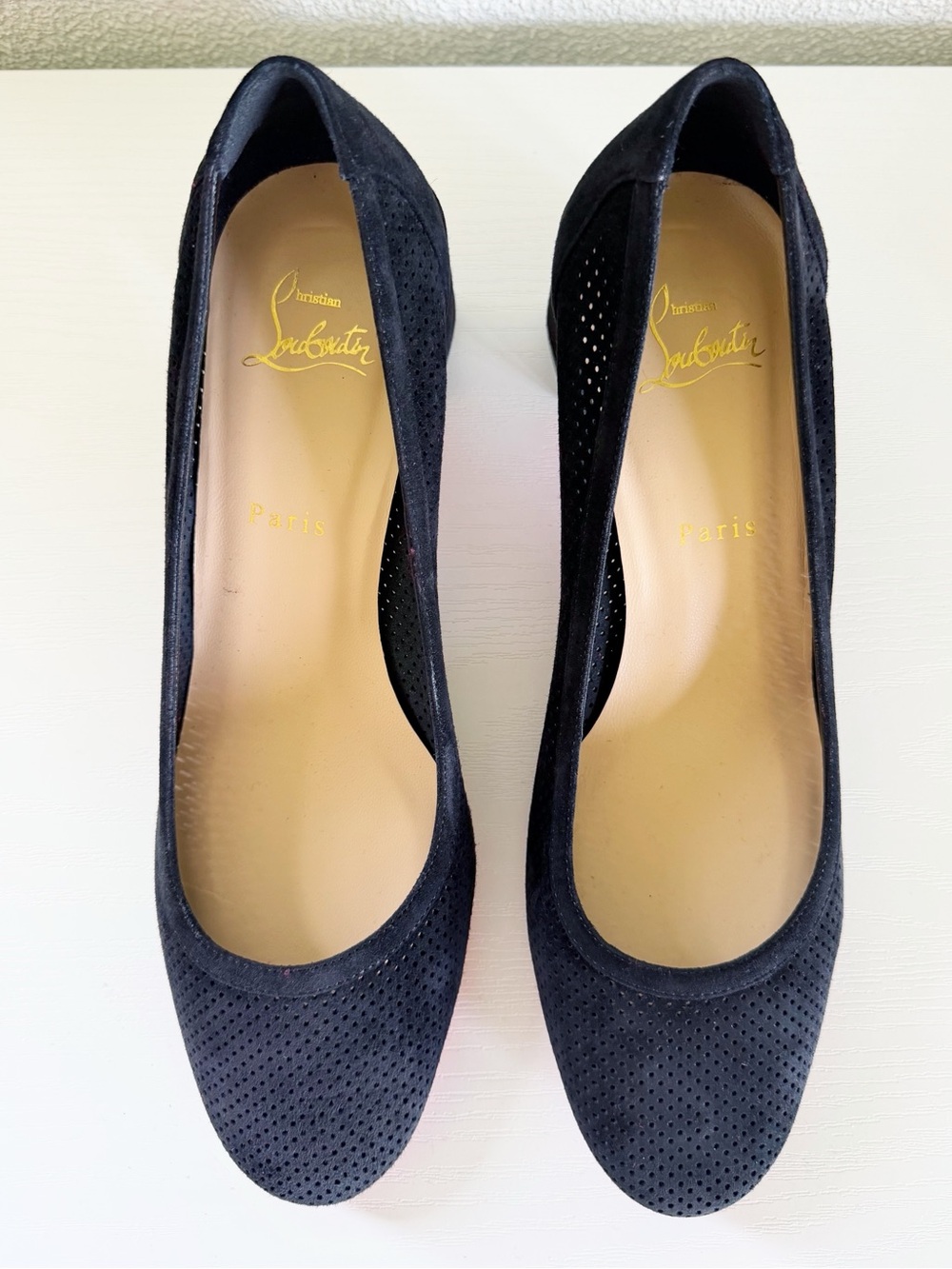 Christian Louboutin Incastrana Black Suede Perforated Block Heel Pumps EU 40 - Picture 6 of 10